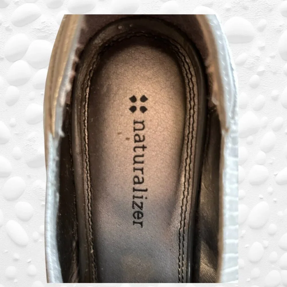 👠 Chic Grey Leather Heels by Naturalizer – Like New!  Size 8👠 - Picture 6 of 10